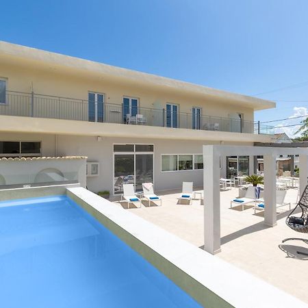 Melina Oasis Boutique Hotel Kassiopi Exterior photo